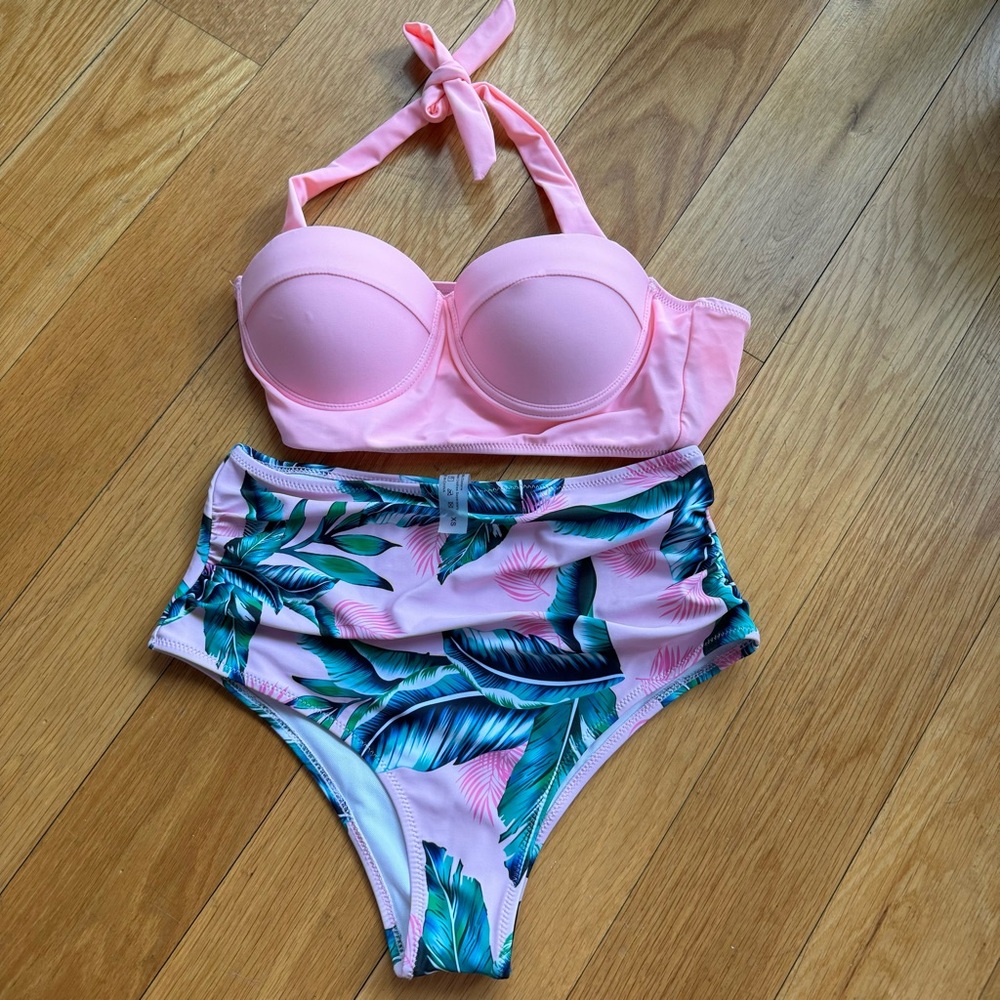 Tropical pink and green bikini set in XS